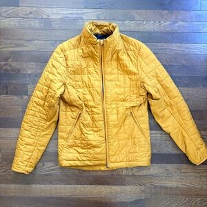 Lululemon Men's Yellow Quilted Jacket